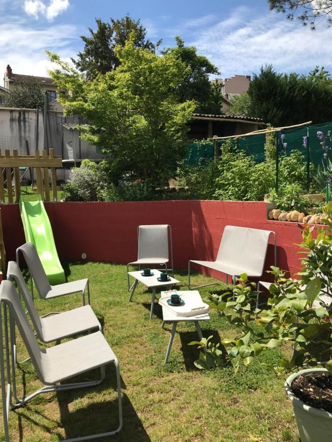 Espace Beleverte Bussiere 1 Tamaris Appartement Meuble De 2 Chambres Oullins Dış mekan fotoğraf