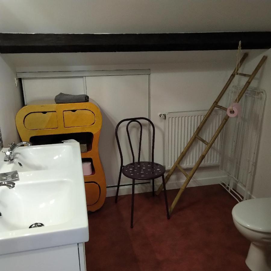 Espace Beleverte Bussiere 1 Tamaris Appartement Meuble De 2 Chambres Oullins Dış mekan fotoğraf