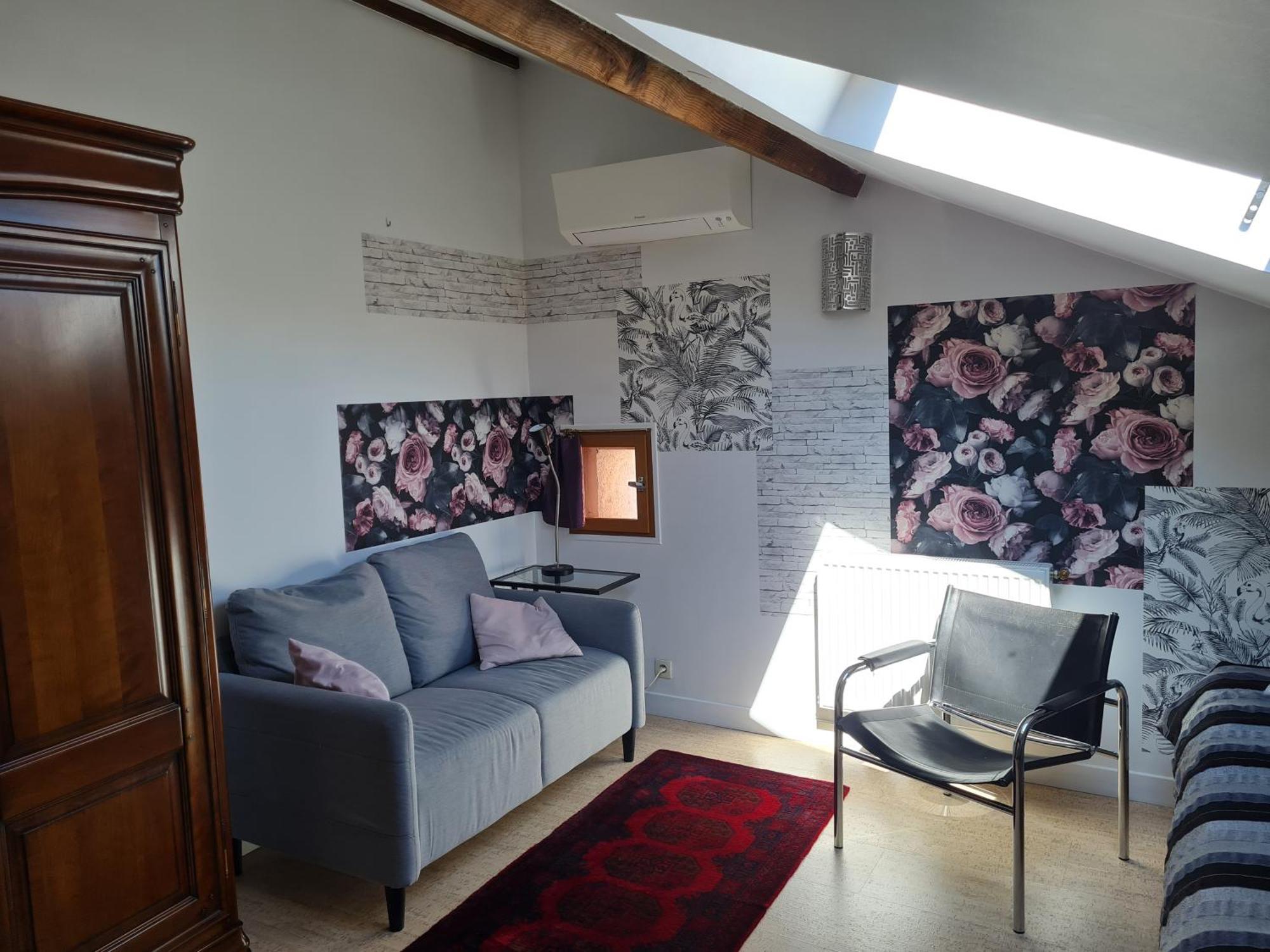 Espace Beleverte Bussiere 1 Tamaris Appartement Meuble De 2 Chambres Oullins Dış mekan fotoğraf