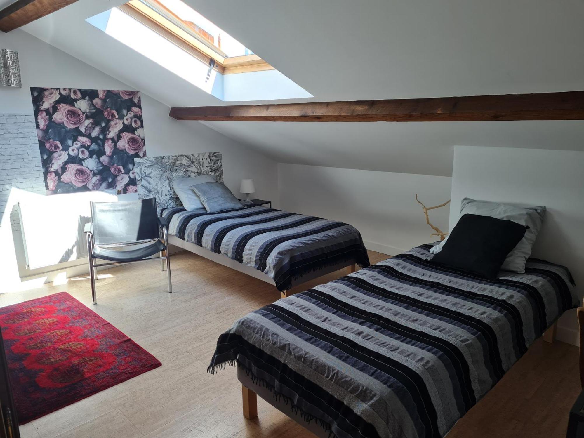 Espace Beleverte Bussiere 1 Tamaris Appartement Meuble De 2 Chambres Oullins Dış mekan fotoğraf