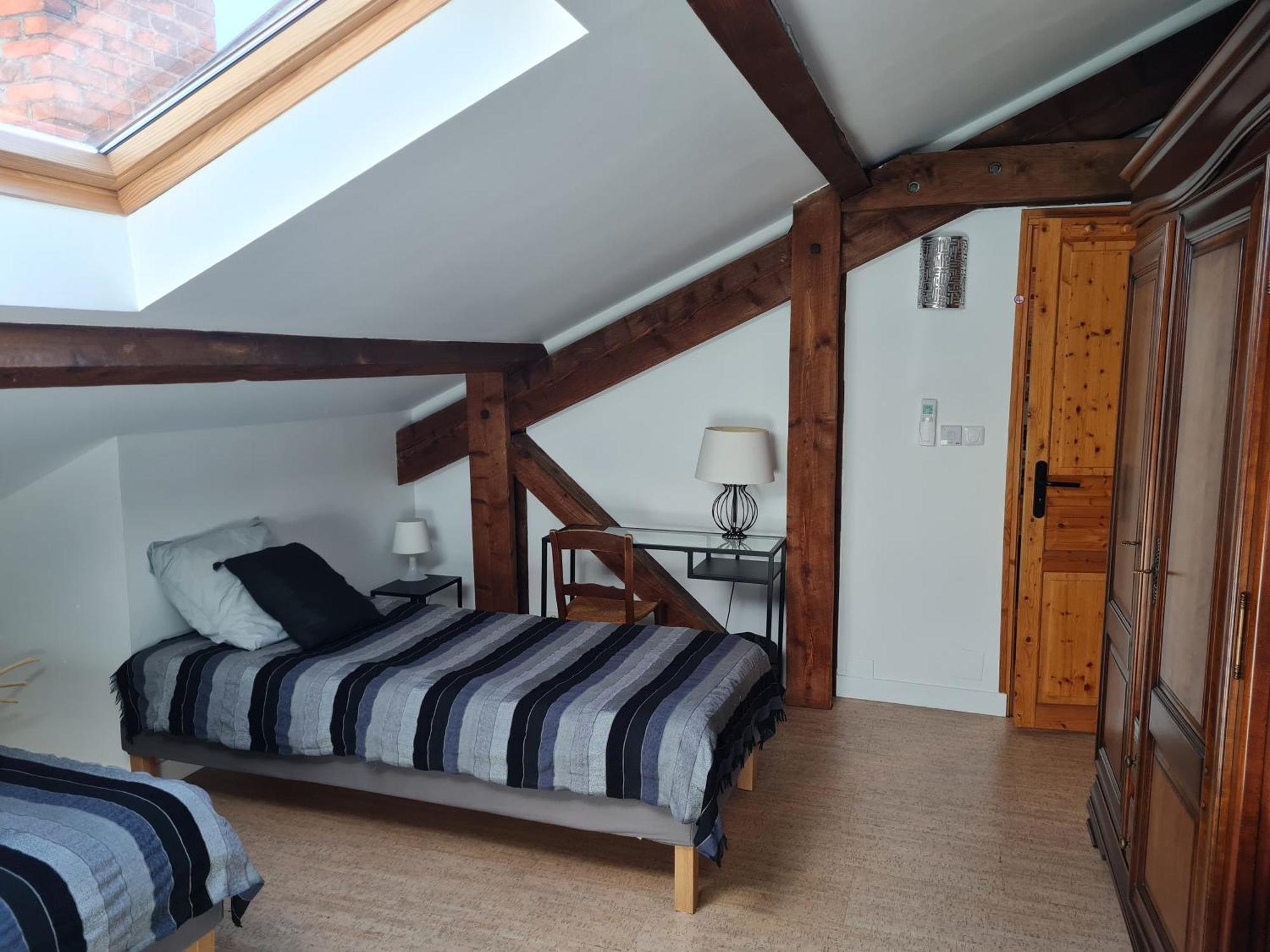 Espace Beleverte Bussiere 1 Tamaris Appartement Meuble De 2 Chambres Oullins Dış mekan fotoğraf